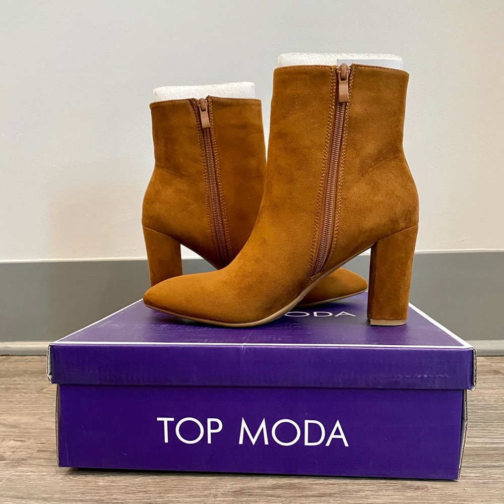 Nordstrom BRAND NEW Cognac Booties